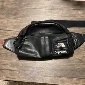 Supreme The North Face Leather Roo 2 Lumbar Pack